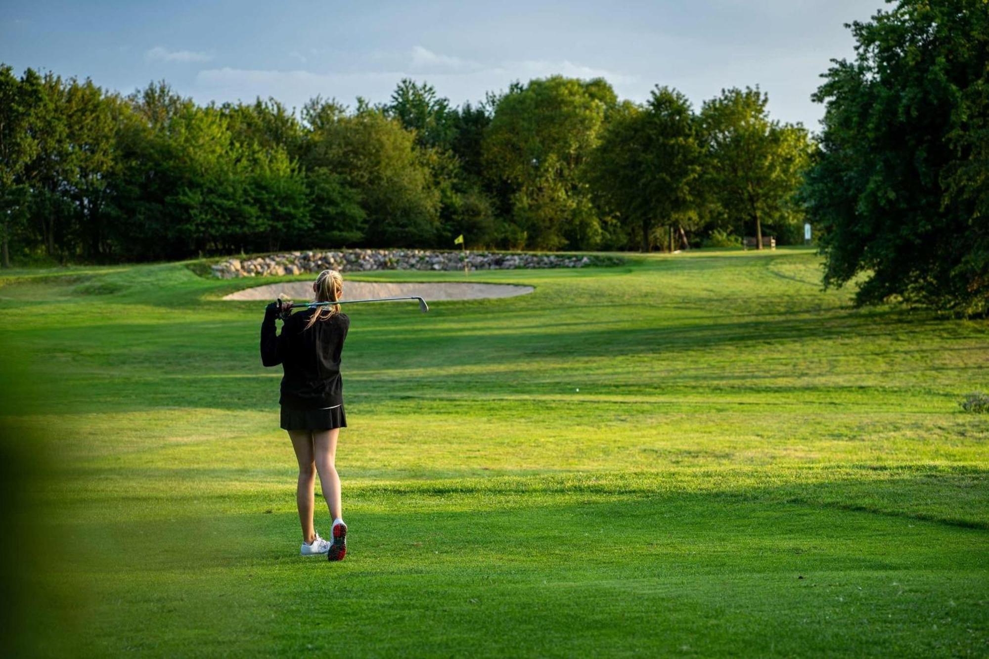 Golfplatz Ploener See Kleiner Ploener See Bosau المظهر الخارجي الصورة